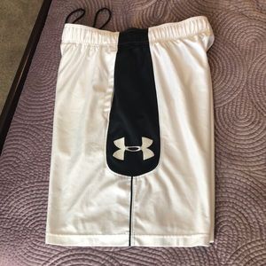 Basketball shorts